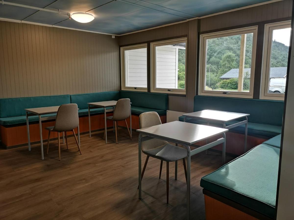 Kinsarvik Hostel Exteriör bild