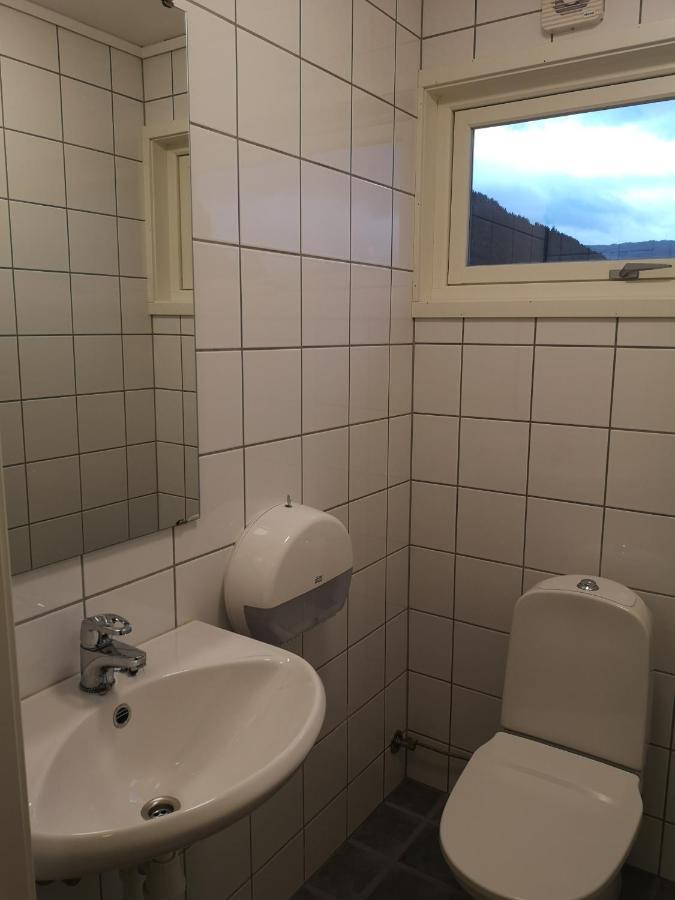 Kinsarvik Hostel Exteriör bild